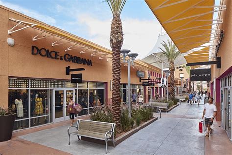 premium outlets vegas